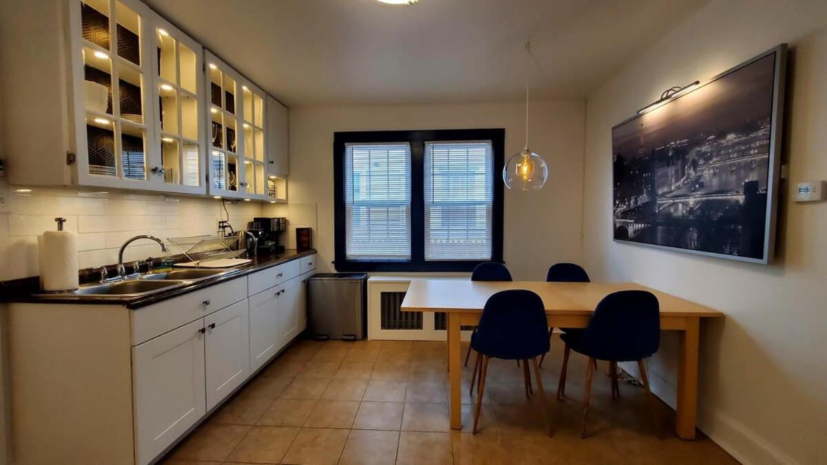 شقة The Blue Sapphire 2Br 2 King Beds & Ample Backyard بريدجبورت المظهر الخارجي الصورة