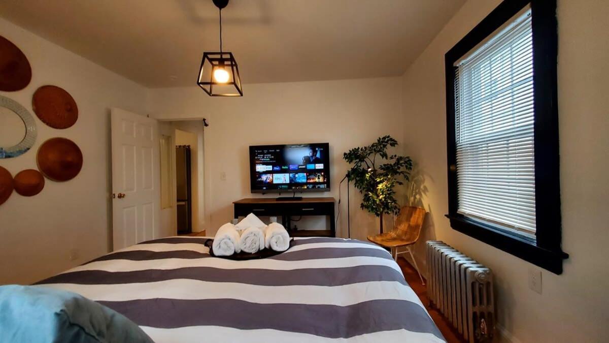 شقة The Blue Sapphire 2Br 2 King Beds & Ample Backyard بريدجبورت المظهر الخارجي الصورة